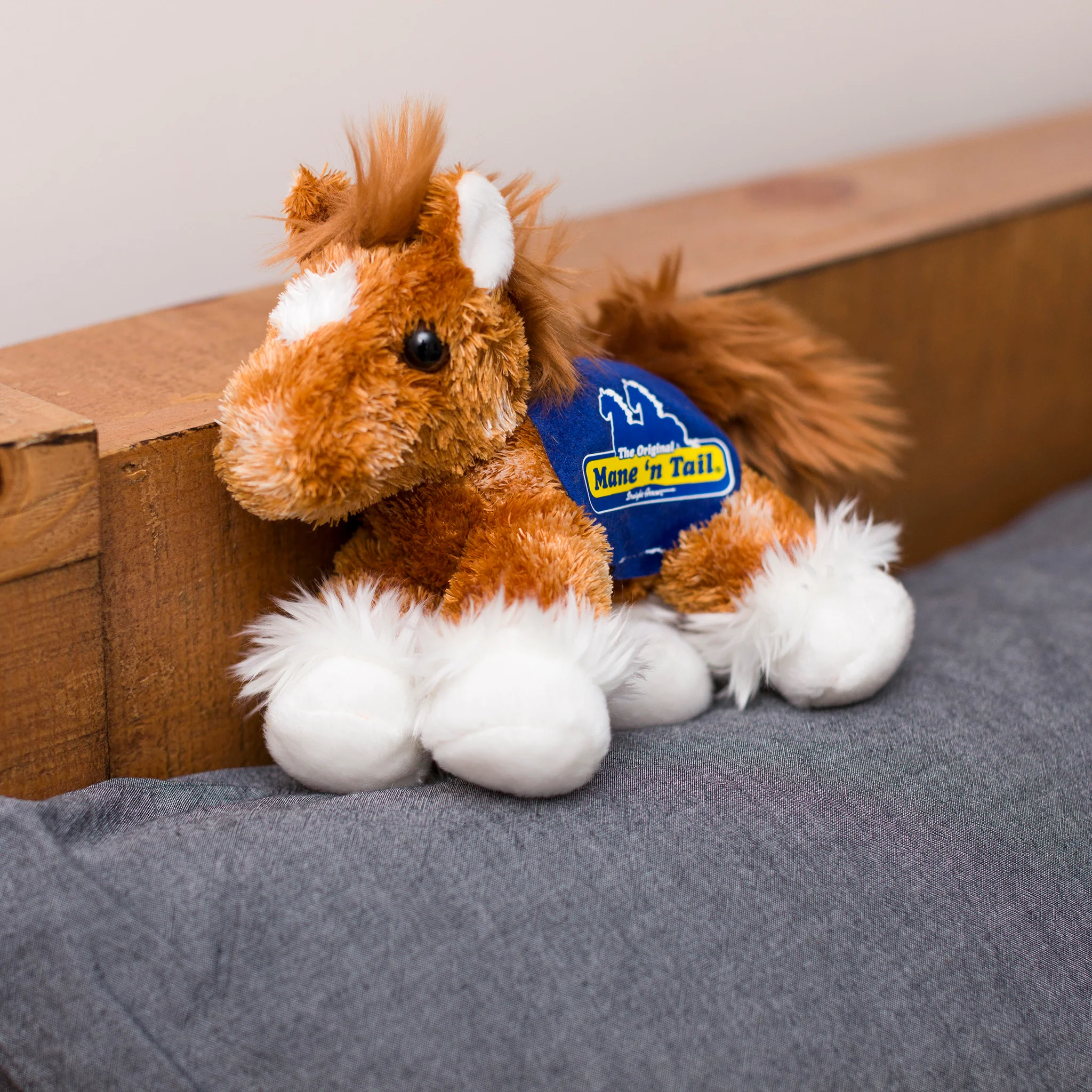 Fluffy Copper Horse with Mane 'n Tail Blue Bandana - Image 2